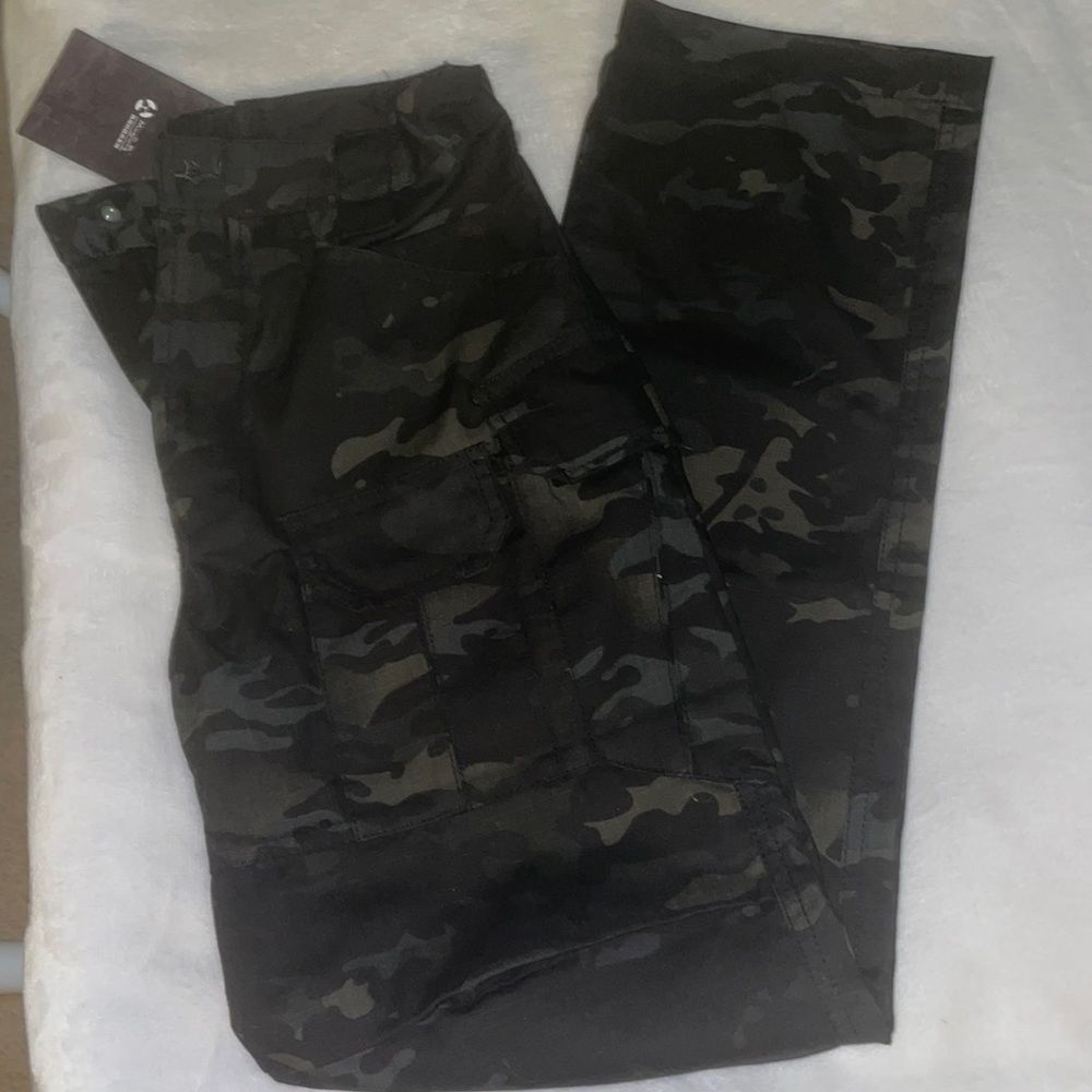 MING PEN TACTICAL PANTS NWT SZ SM